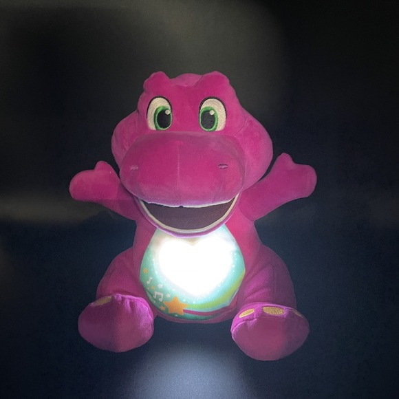 Fisher-Price Barney's World Heart Glow Barney Plush Toy with Music & Lights - Picture 3 of 6